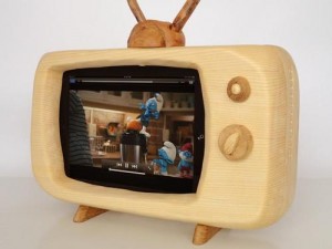 iPad-dock-TV-set1-01