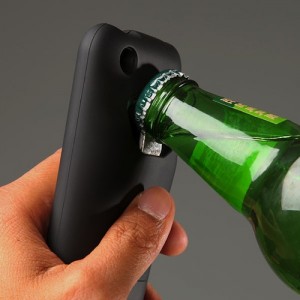 e61b_ibottle_opener_inuse