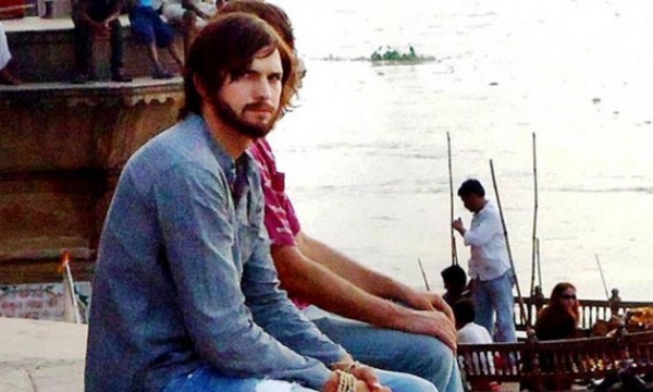 แอชตัน คุชเชอร์ ในบทบาท สตีฟ จ็อบส์ มาถ่ายหนังเรื่อง Jobs ถึงอินเดียแล้ว