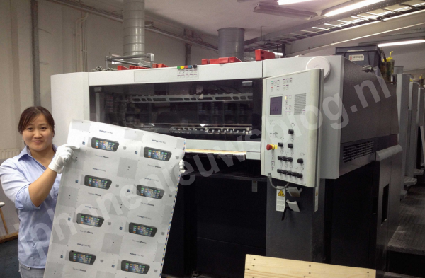 มีภาพกล่องออกมาแล้ว ไม่ใช่ iPhone 5 แต่เป็น The new iPhone มาพร้อม iOS 6