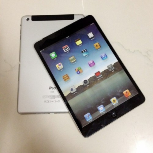 หลุดมาอีกแล้ว!! ม็อคอัพ iPad mini ตัวเป็นๆ พร้อมดีไซน์ล่าสุด (ชมภาพ)