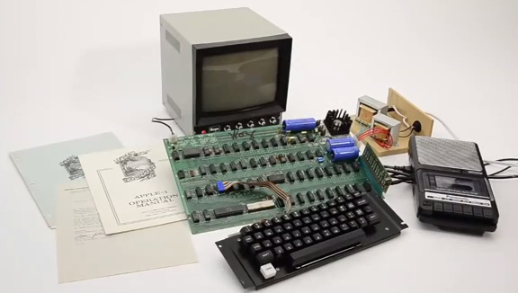 ฮือฮา!! Apple I คอมพิวเตอร์รุ่นแรก ถูกประมูลออกไปด้วยราคากว่า 20 ล้านบาท