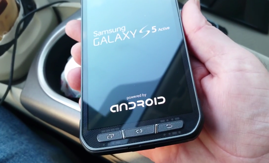 หลุดตัวเป็นๆ Samsung Galaxy S5 Active สมาร์ทโฟนพันธุ์แกร่งในรูปแบบวิดีโอ