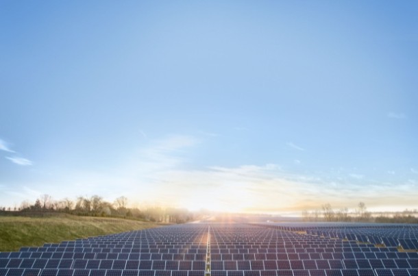 solar-farm-610x403
