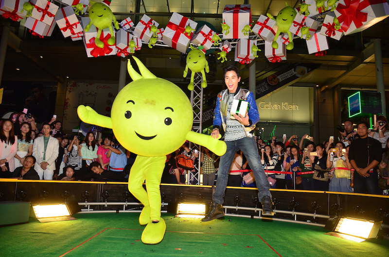 6 ????????????? AI S Flying Space