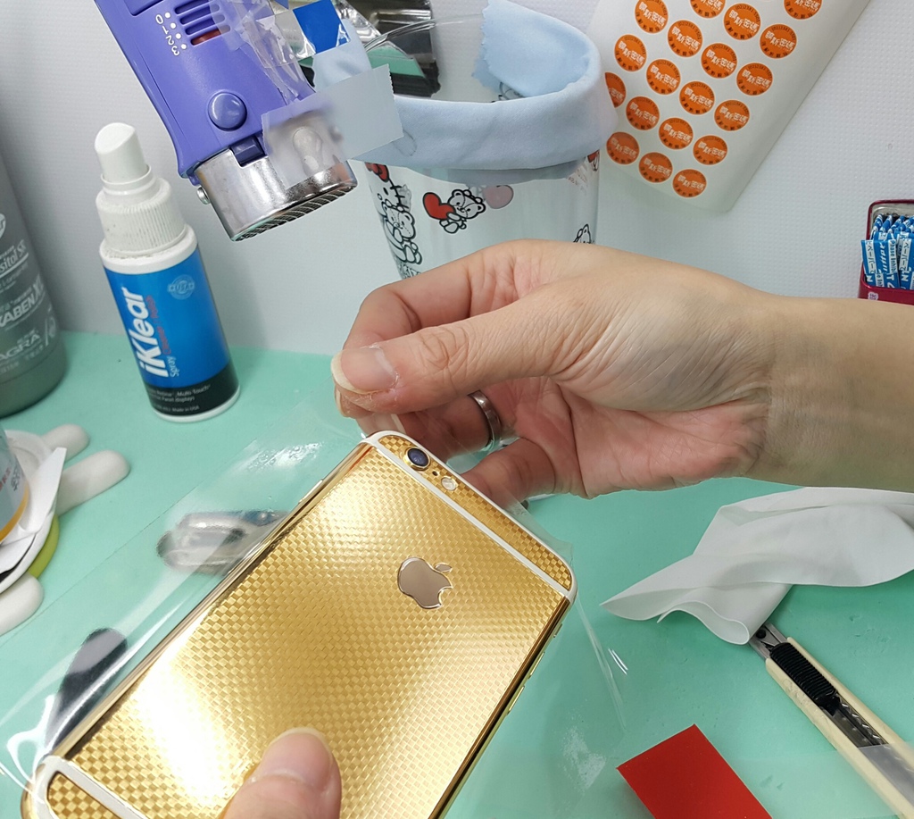 1420715127-267803021_l