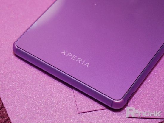 20150122_xperiaz3_purple_handson_08
