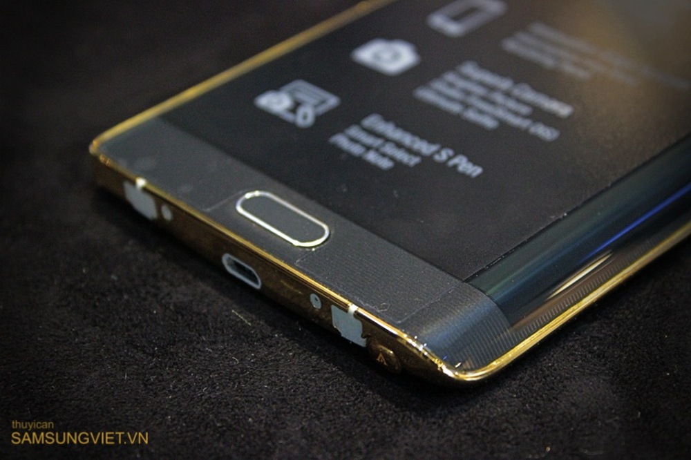 A-closer-look-at-the-gold-version-of-the-Galaxy-Note-Edge-4
