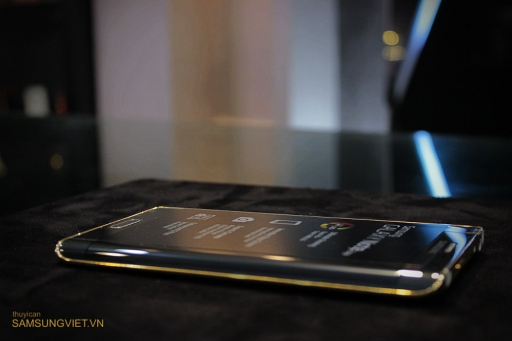 A-closer-look-at-the-gold-version-of-the-Galaxy-Note-Edge-5