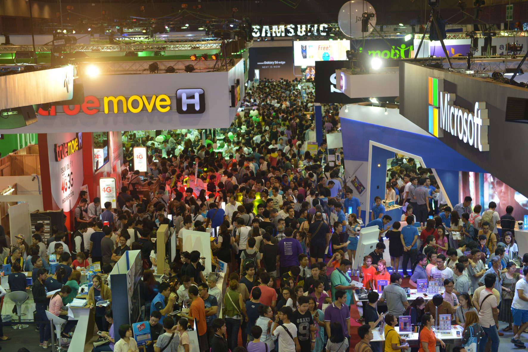 Thailand Mobile Expo 2015 ยอดผู้เข้าชมงานและยอดเงินสะพัดลดลง แต่ภาพรวมยังน่าพอใจ