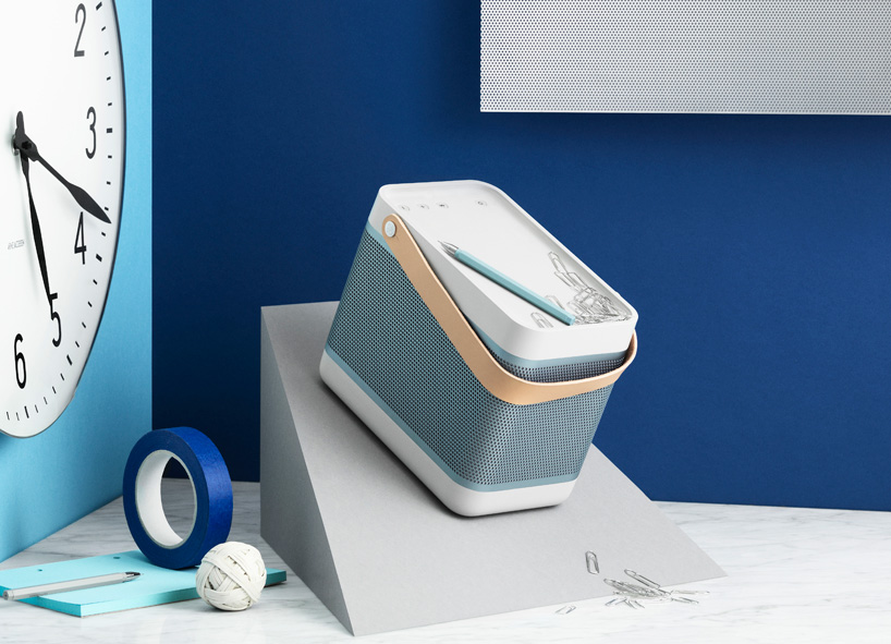 Bang-and-Olufsen-Beolit-15-Speaker-10