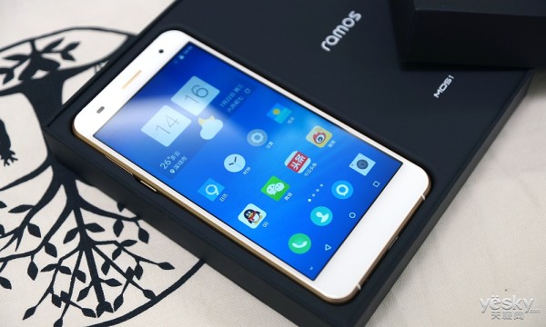 28KBOID46LY2_C88T7520Q6BG_1000x600_600