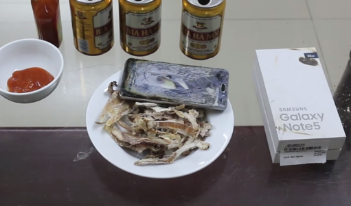 Screen Shot 2558-08-27 at 9.23.35 PM