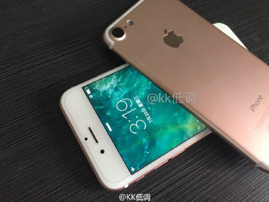 Pictures-of-the-Apple-iPhone-7-rear-cover-surface-along-with-images-of-a-3.5mm-to-Lighting-adapte-1