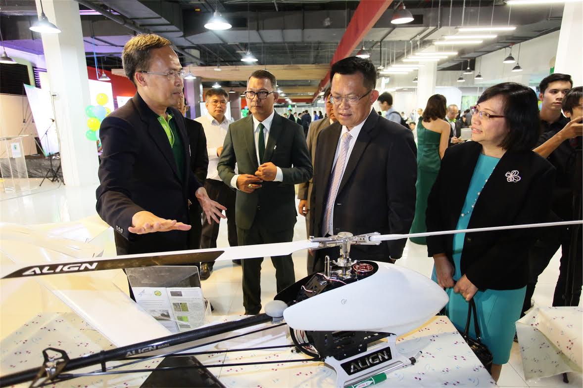 1c69fca9-002b-467d-b5b3-767075eb6262