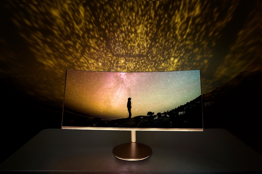 SamsungCurvedMonitor_CF791_1