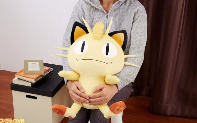 Meowth-doll