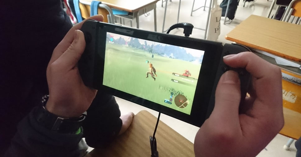 Nintendo-Switch-in-Classroom-01