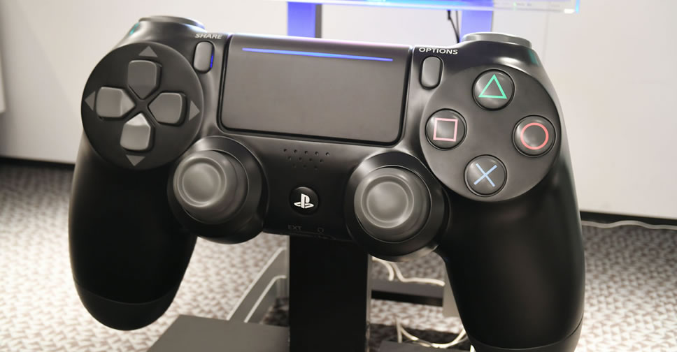 DualShock4-Giant