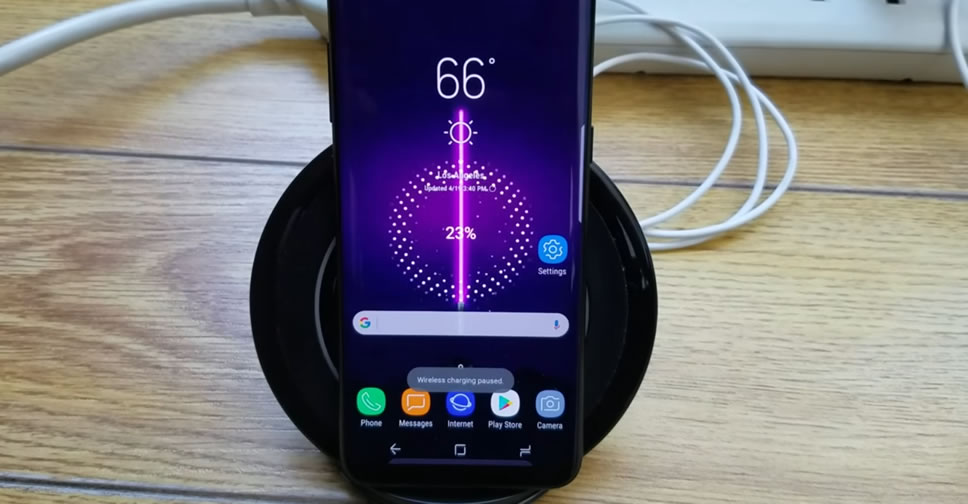 เจ้าของ Samsung Galaxy S8 พบปัญหาการชาร์จแบตเตอรี่ กับอุปกรณ์ชาร์จไร้สาย Fast Charging Pad