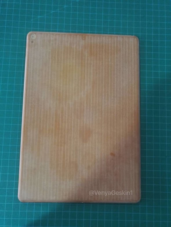 ipad-pro-10-5-mockup-02