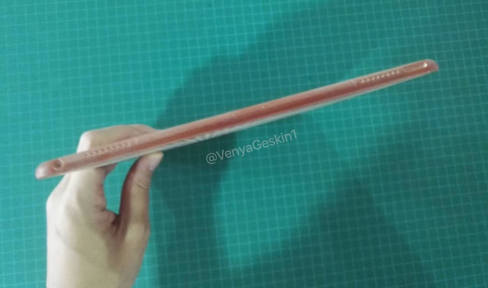 ipad-pro-10-5-mockup-05