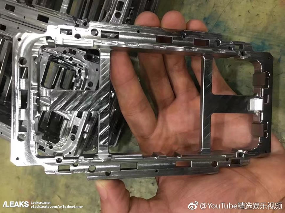 iPhone-8-metal-frame