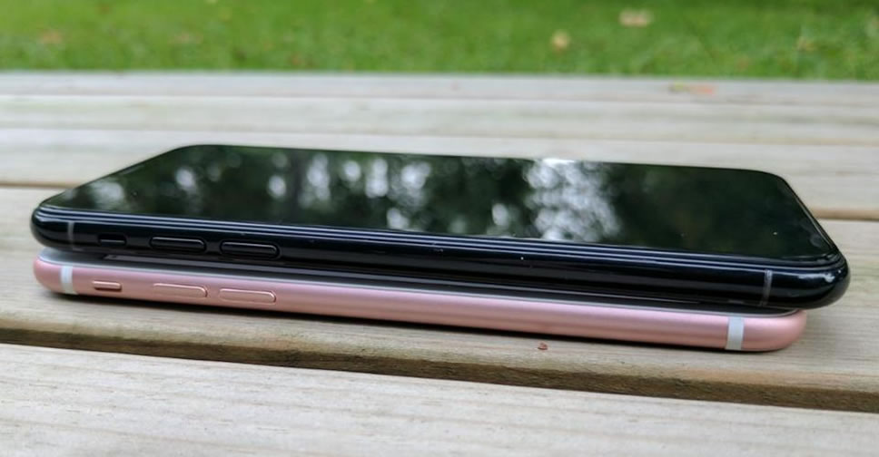 iphone-7-vs-iphone-8-jet-black