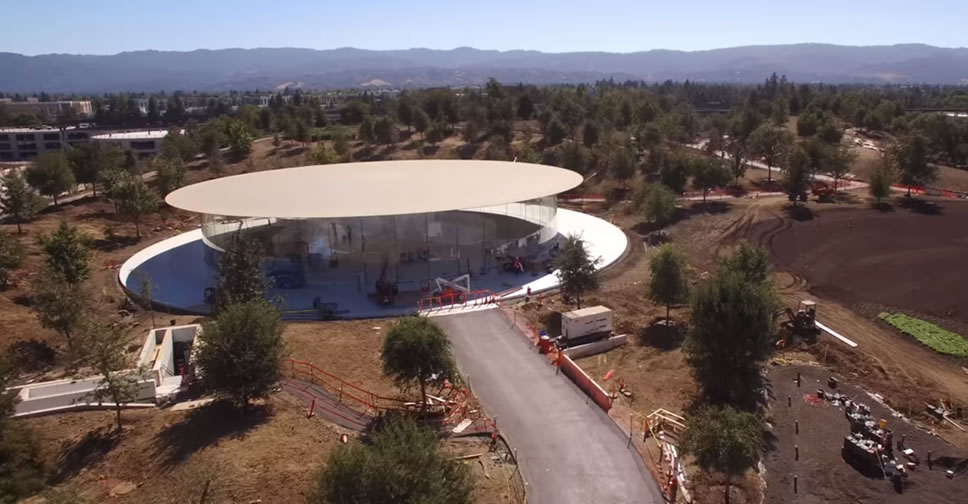 เผยรูปภาพสถานที่เปิดตัว iPhone 8 ในวันที่ 12 กันยายนนี้ อยู่ชั้นใต้ดินของอาคาร Steve Jobs Theater