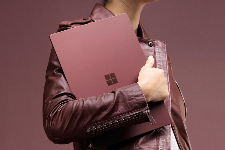 surface-laptop-hands-on-product-720x479