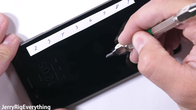 Nokia-8-Durability-Test-2