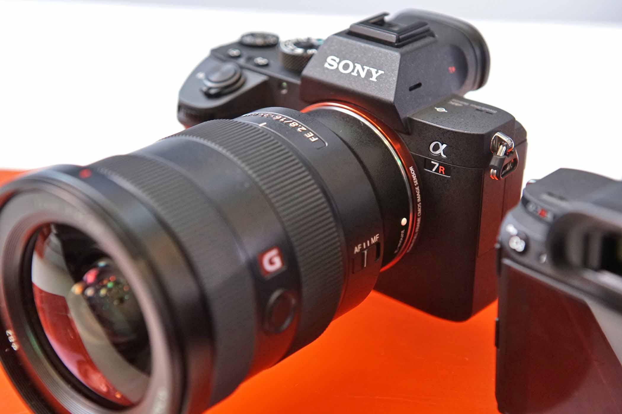 Sony เปิดตัวกล้องอัลฟ่าฟูลเฟรมมิลเรอร์เลส α7R III ทางการราคา 114,990 บาท พร้อมโปรโมชั่นสุดเร้าใจภายในงาน Photo Fair 2017