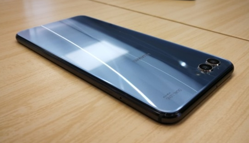 Huawei-Nova-2s-Real-1