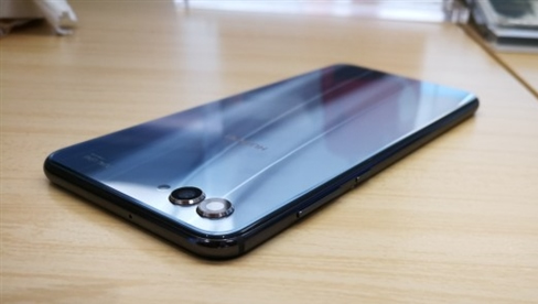 Huawei-Nova-2s-Real-3