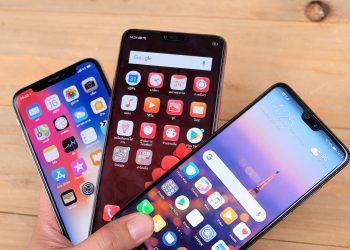 สมาร์ทโฟนรุ่นไหนกันแน่!! ที่เป็นต้นแบบรอยบาก หรือรอยแหว่งบนหน้าจอ จะใช่ iPhone X หรือไม่