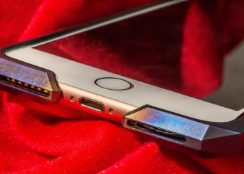 GRAY เปิดตัวเคสสำหรับ iPhone รุ่น Advent Aurora ราคาแพงกว่า iPhone X