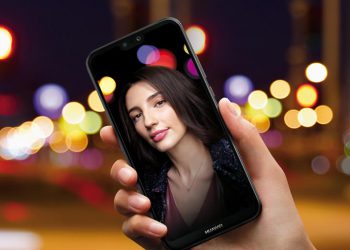 รับจองแล้ว!! Huawei P20 Lite รันบน Android Oreo จอ FHD+ กล้องคู่หลัง 16+2 MP ราคาราว 14,700 บาท