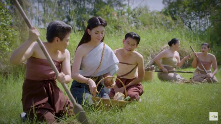 AIS ดึงแม่หญิงเบลล่า ราณี-การะเกดแห่งบุพเพสันนิวาสเป็นพรีเซ็นเตอร์ รับยอดชม AIS PLAY พุ่งกว่า 3 เท่า