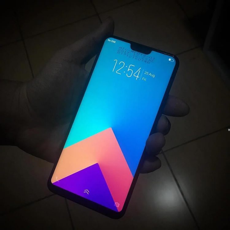 Vivo V9 เตรียมเปิดตัวทางการ วันที่ 27 มีนาคมนี้ มาพร้อมกล้องเซลฟี่ 24 ล้านพิกเซล หน้าจอมีรอยบาก