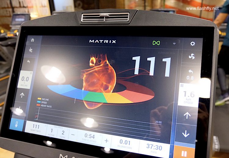 ลองของจริง!! ทดสอบใช้งาน GymKit เชื่อมต่อข้อมูล Apple Watch กับเครื่องออกกำลังกาย ได้แล้ววันนี้ที่ Jetts 24 Hour Fitness แห่งแรกในเอเชียตะวันออกเฉียงใต้