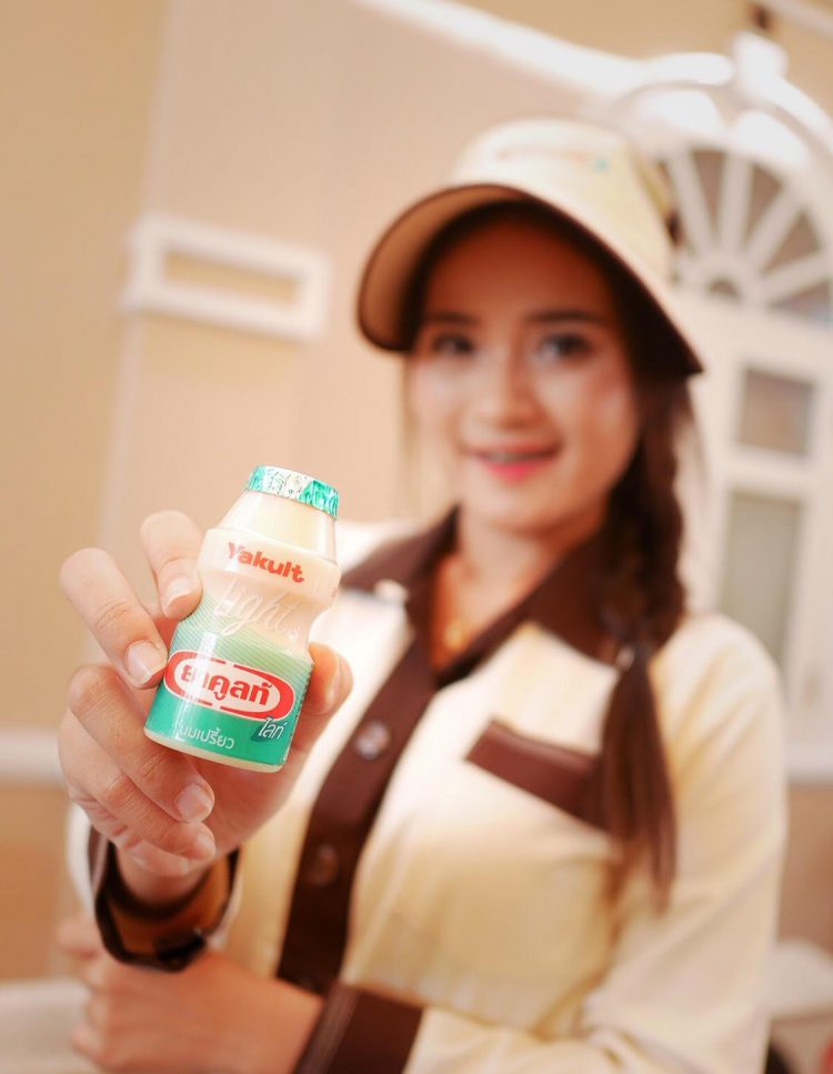 ยาคูลท์ปรับสูตรใหม่ในรอบ 47 ปี!! เปิดตัว “ยาคูลท์ไลท์” มีน้ำตาลเพียง 1.75 % เริ่มขาย 1 มิถุนายน 2561 นี้