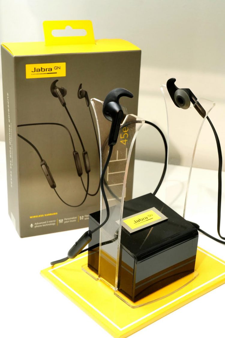 RTB สุดสตรอง!! รายได้ปี 2560 พุ่ง 48% ส่งหูฟังบลูทูธ Jabra ระดับเรือธง 3 รุ่นใหม่ลุยตลาดต่อเนื่อง