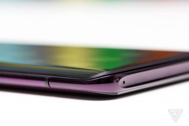 ยลโฉม OPPO Find X ตัวเป็นๆทุกมุมมอง หน้าจอไม่มีรอยบาก กล้องแบบสไลด์ Snapdragon 845 แรม 8GB รอม 256GB เปิดตัวทางการคืนนี้ (ชมคลิป)