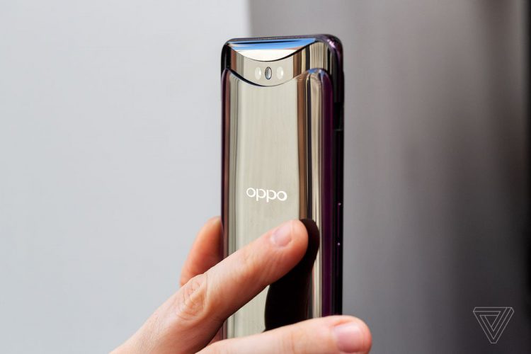 ยลโฉม OPPO Find X ตัวเป็นๆทุกมุมมอง หน้าจอไม่มีรอยบาก กล้องแบบสไลด์ Snapdragon 845 แรม 8GB รอม 256GB เปิดตัวทางการคืนนี้ (ชมคลิป)