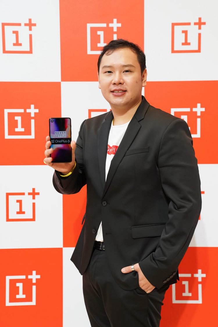 OnePlus 6 เปิดตัวในไทยทางการ ท้าชนทุกเรือธง ดีไซน์หรู Snapdragon 845 แรม 8GB รอม 256GB เริ่มต้น 17,999 บาท ขาย 28 มิถุนายนนี้เป็นต้นไป
