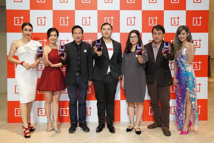 OnePlus 6 เปิดตัวในไทยทางการ ท้าชนทุกเรือธง ดีไซน์หรู Snapdragon 845 แรม 8GB รอม 256GB เริ่มต้น 17,999 บาท ขาย 28 มิถุนายนนี้เป็นต้นไป