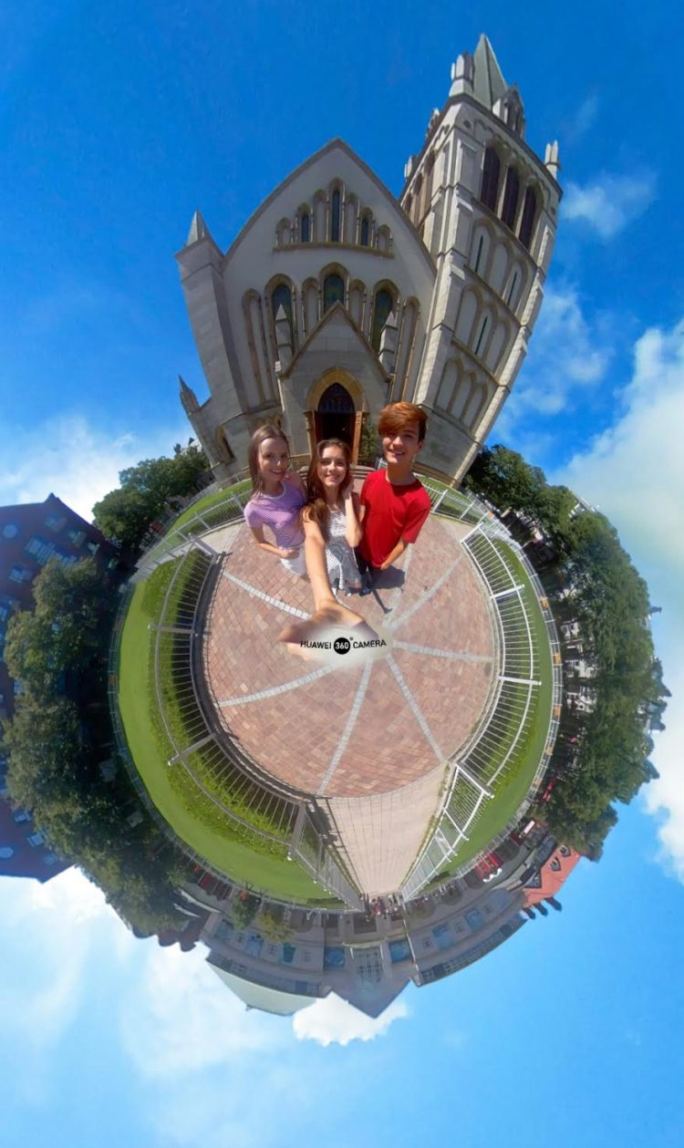 HUAWEI EnVizion 360 VR Camera กล้อง 360 องศาสำหรับสมาร์ทโฟน เปิดมุมมองใหม่ของการบันทึกภาพนิ่งและวีดีโอ พกพาง่าย แชร์ภาพได้ทันที