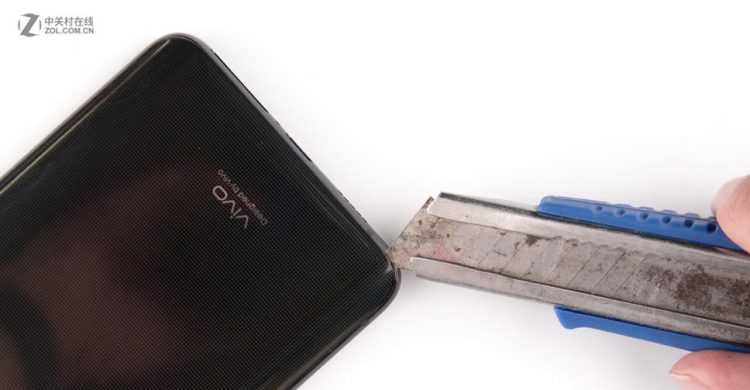 Vivo NEX ถูกชำแหละแล้ว เผยให้เห็นกลไกของระบบสไลด์กล้องเซลฟี่ และส่วนประกอบภายในทั้งหมด