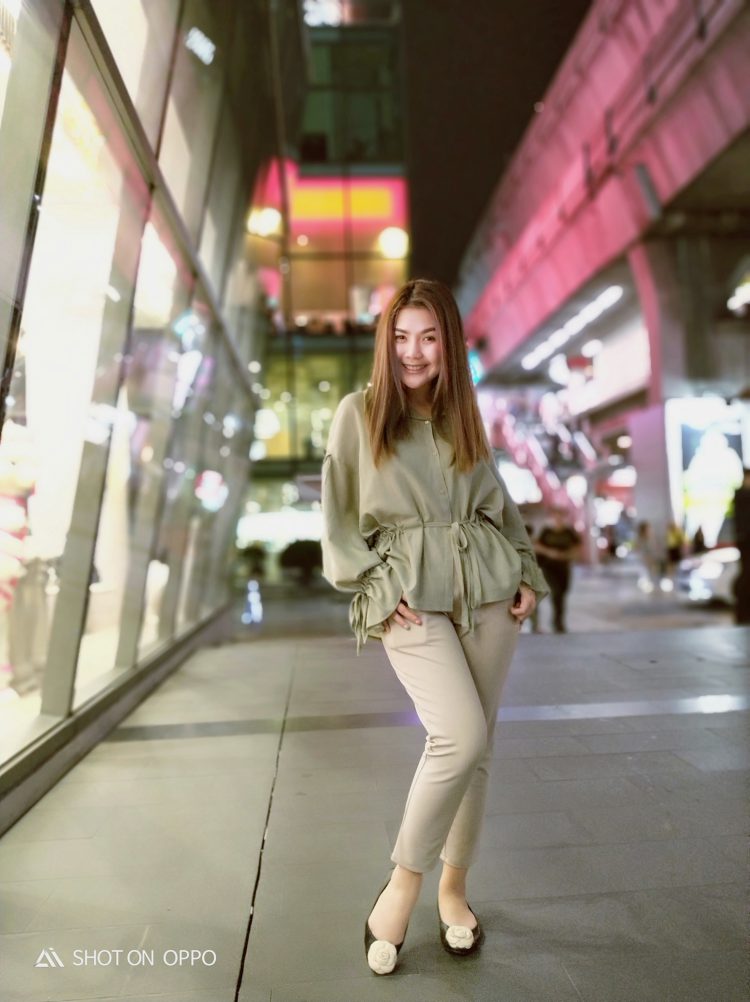 ชมภาพถ่ายตอนกลางคืนของ OPPO R15 Pro ด้วยกล้องหลังคู่ 20 + 16 ล้านพิกเซล รูรับแสง f/1.7 เซนเซอร์ใหม่ล่าสุดจาก Sony