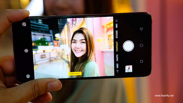 ชมภาพถ่ายตอนกลางคืนของ OPPO R15 Pro ด้วยกล้องหลังคู่ 20 + 16 ล้านพิกเซล รูรับแสง f/1.7 เซนเซอร์ใหม่ล่าสุดจาก Sony
